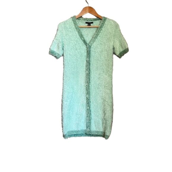 Forever 21 fuzzy short sleeve sweater dress - Picture 1 of 9